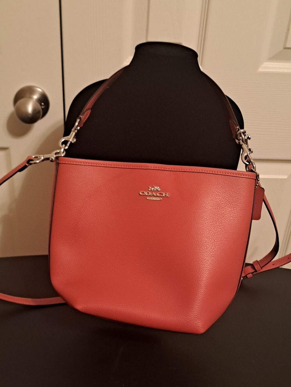 Coach Pebbled Bucket Bag. Good preloved condition. Two sets of detactable straps